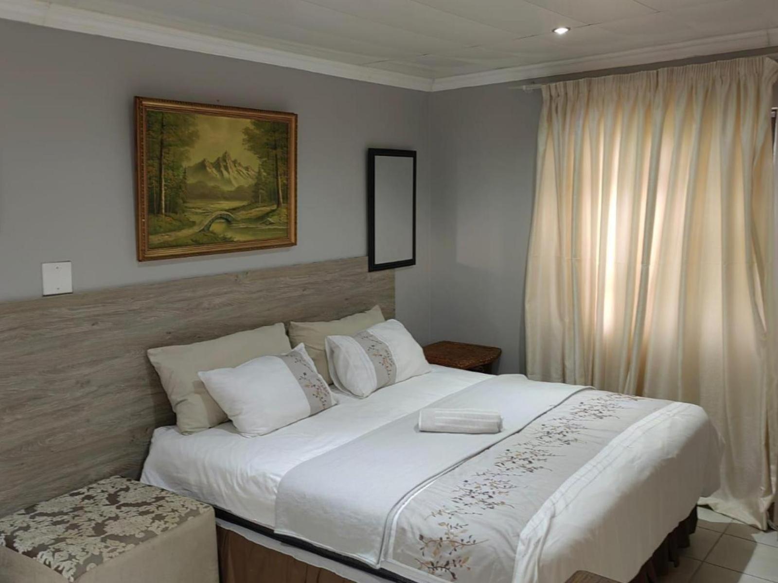 Sibahlenomhlambi Guesthouse Springs  Room photo